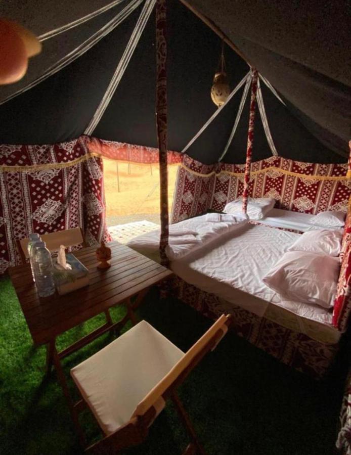 Crescent Desert Private Camp Shāhiq Zewnętrze zdjęcie