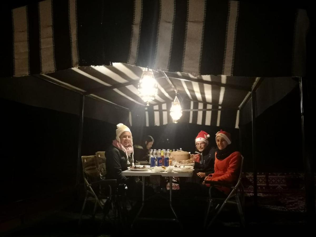 Crescent Desert Private Camp Shāhiq Zewnętrze zdjęcie
